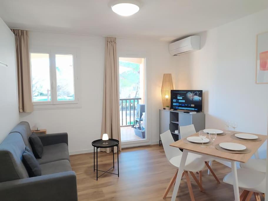 Apartmán Ideal Saint Raphael Piscine Clim Parking Exteriér fotografie