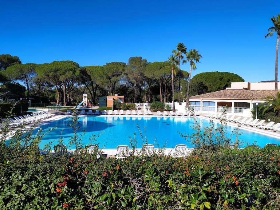 Apartmán Ideal Saint Raphael Piscine Clim Parking Exteriér fotografie